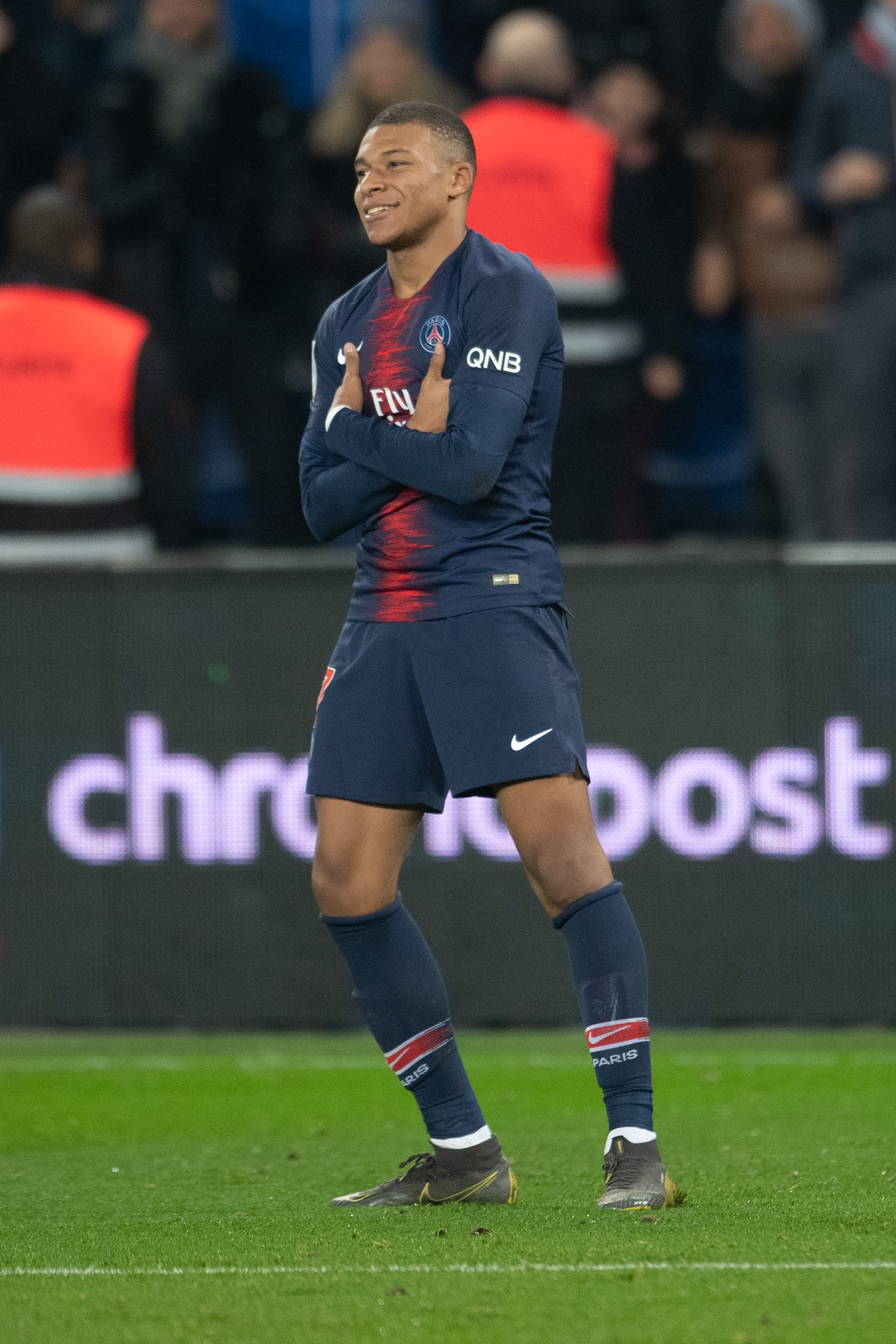 谁就更接近 谁就更接近